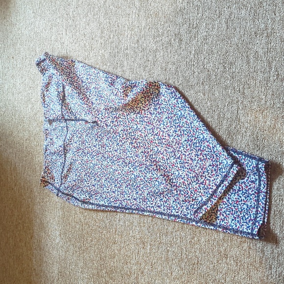 Work out capris - Picture 1 of 2